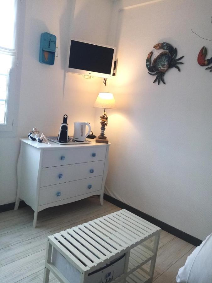 Le Petit Cabourg De La Cour Normande Studio Coeur De Ville -1 A 2 Personness Exterior foto